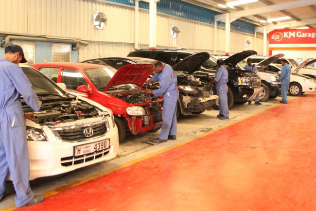 How do I search for car repair shops or mechanics in UAE, Qatar, Saudi Arabia, Kuwait, Egypt, Israel, Iran through the Yellow Pages.