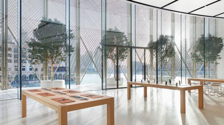 Visit Apple Store in Dubai Mall: The Place to Visit When You Are a Tech Fan